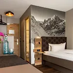 Arcus Muenchen Messe 4*