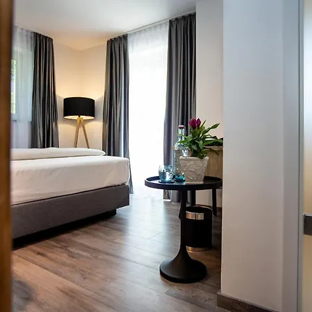 Hotel Arcus Muenchen Messe 4*
