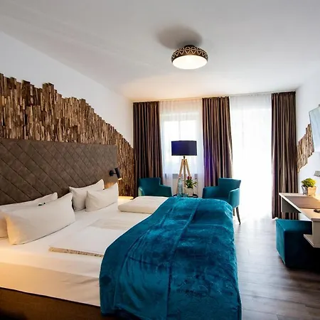 Hotel Arcus Muenchen Messe 4*