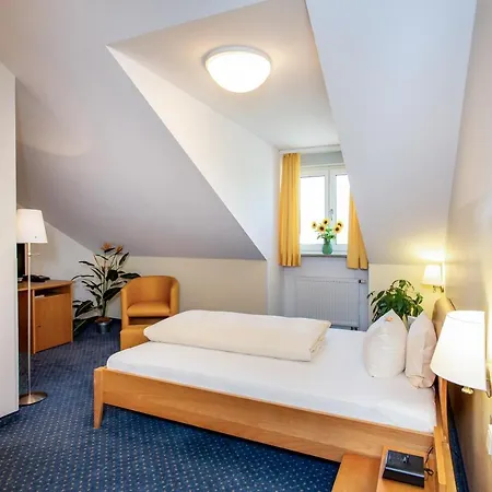 Arcus Muenchen Messe Ξενοδοχείο Φελντκίρχεν