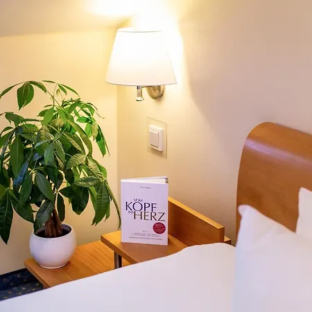 Arcus Muenchen Messe Φελντκίρχεν