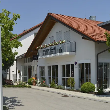 Arcus Muenchen Messe 4*