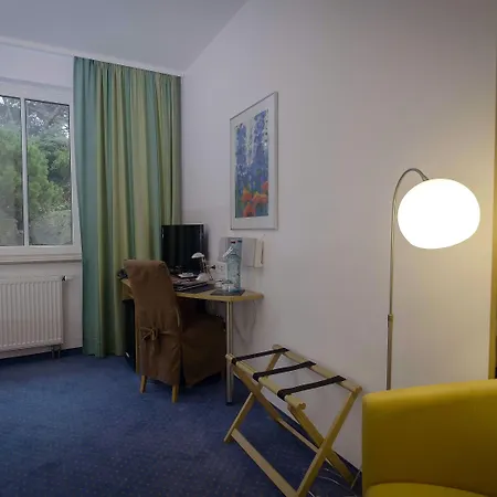 Arcus Muenchen Messe 4*