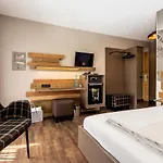 Arcus Muenchen Messe Szálloda 4*